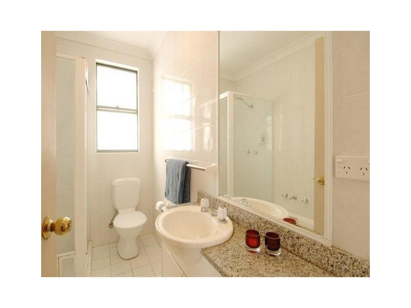 8/173 – 175 GLENAYR AVENUE, Bondi Beach NSW 2026