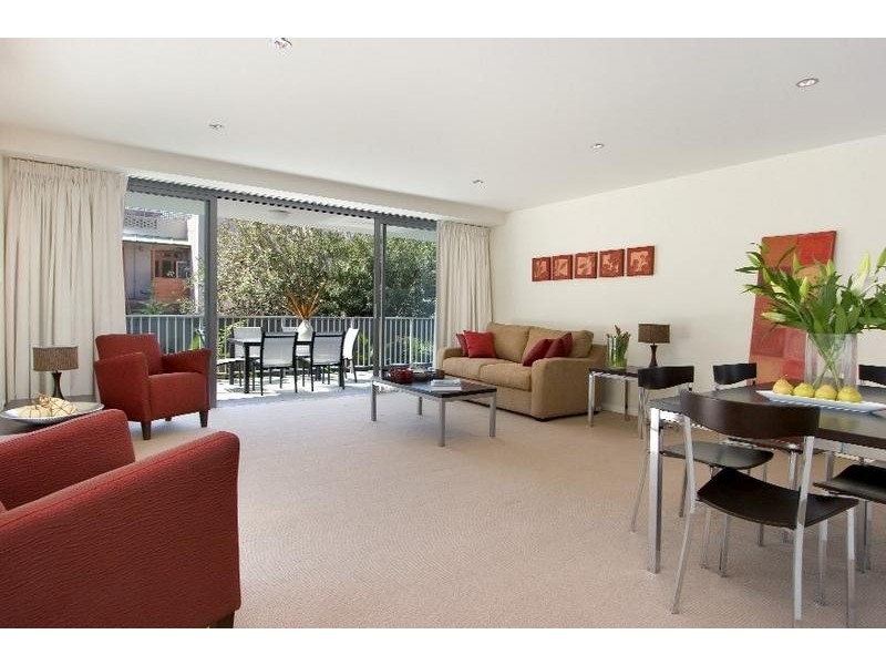 4/7 SIR THOMAS MITCHELL ROAD, Bondi Beach NSW 2026