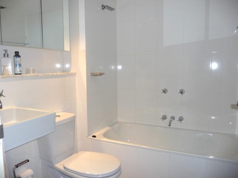 402/10 JAQUES AVENUE, Bondi Beach NSW 2026