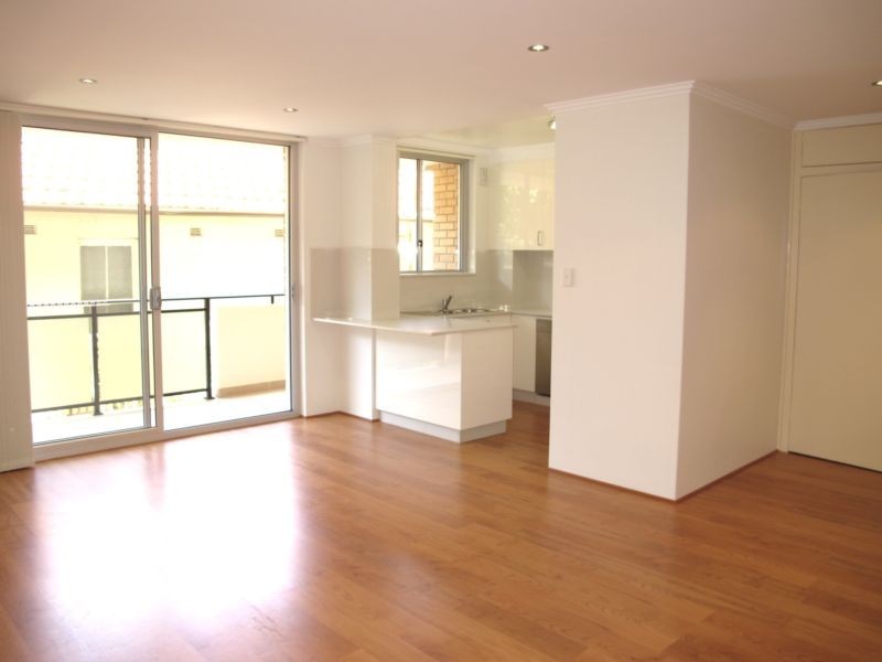 2/33 SIR THOMAS MITCHELL ROAD, Bondi Beach NSW 2026