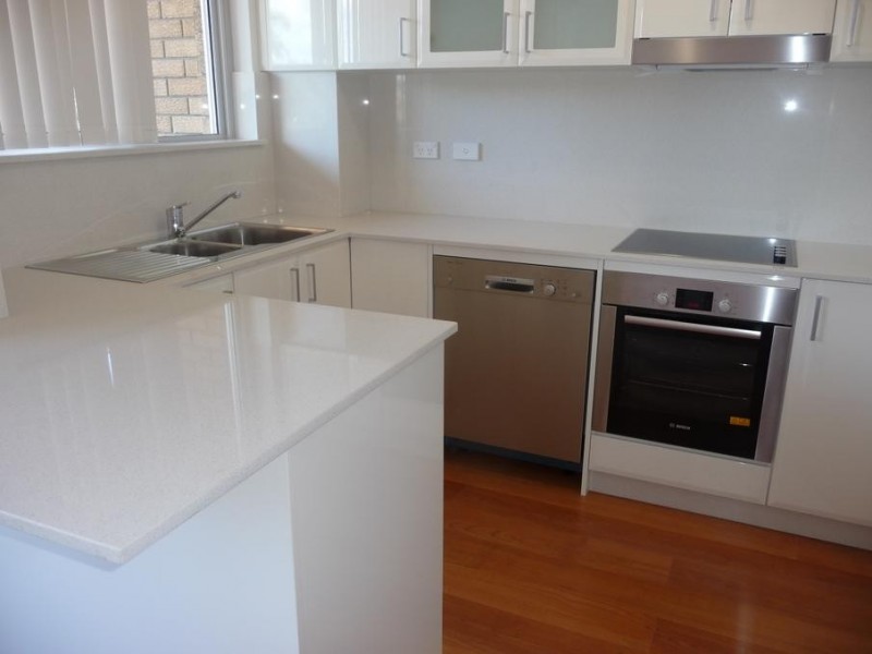 8/33 SIR THOMAS MITCHELL ROAD, Bondi Beach NSW 2026