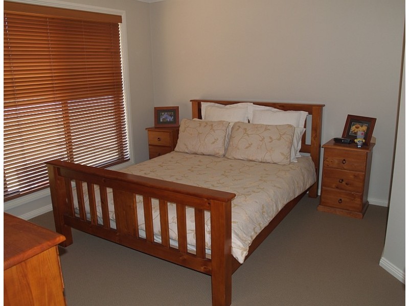 9 Carson Crescent, Callala Bay NSW 2540