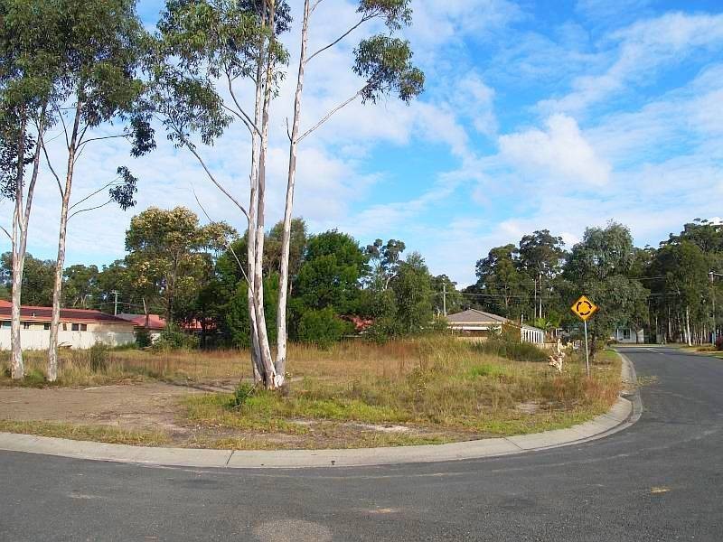 2 Carson Crescent, Callala Bay NSW 2540