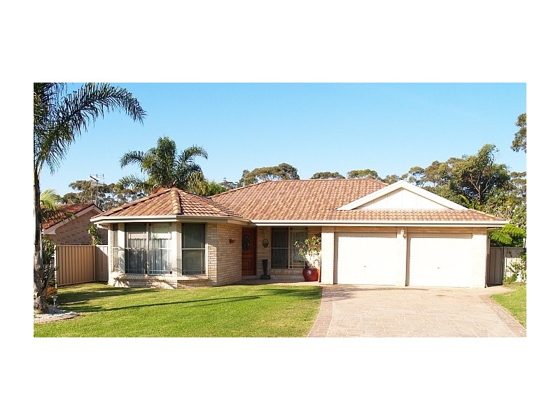 13 Cronin Place, Callala Bay NSW 2540