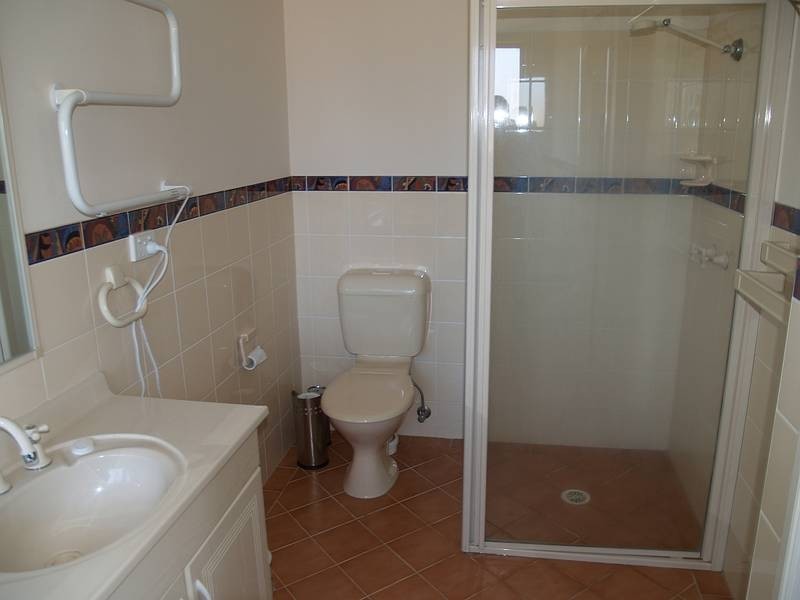 2 Sir Henry Crescent, Callala Beach NSW 2540