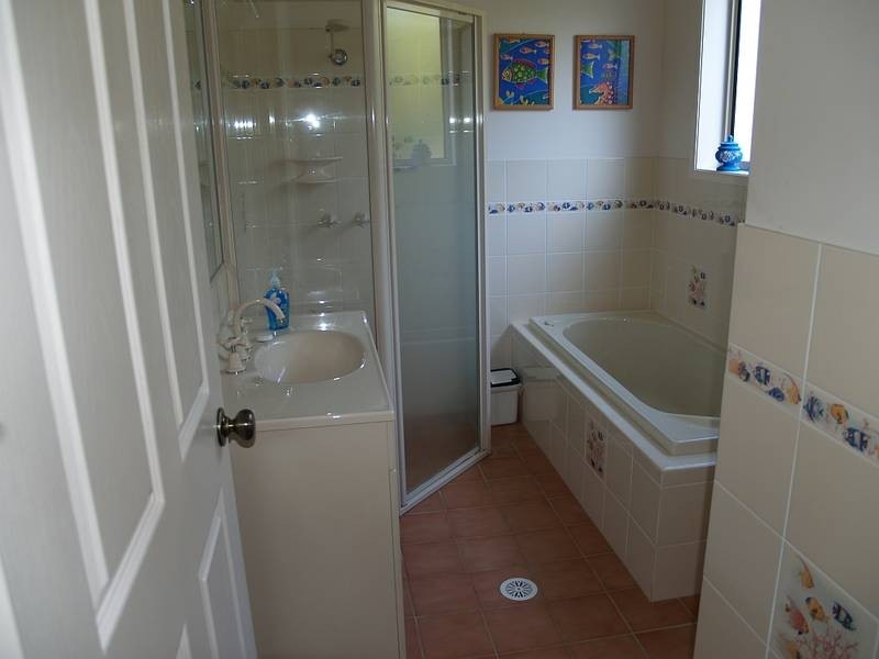 2 Sir Henry Crescent, Callala Beach NSW 2540