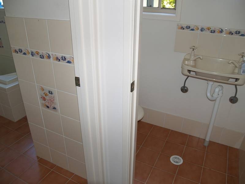 2 Sir Henry Crescent, Callala Beach NSW 2540