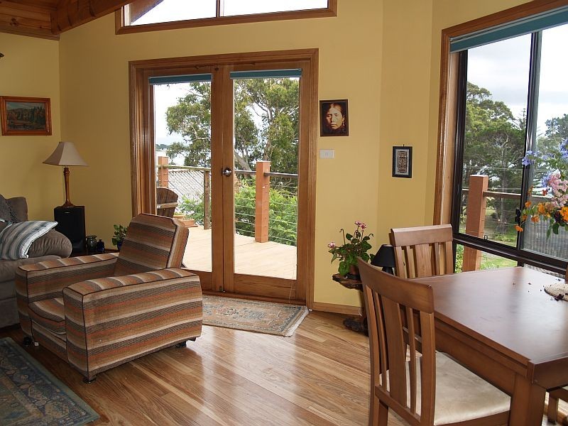 28 Orama Crescent, Orient Point NSW 2540