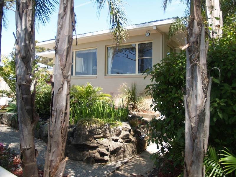 18 Boorawine Terace, Callala Bay NSW 2540