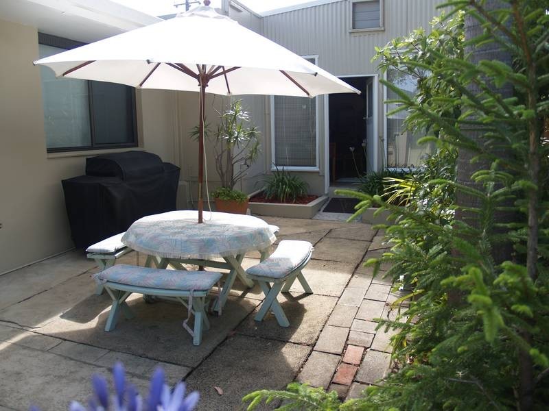 18 Boorawine Terace, Callala Bay NSW 2540