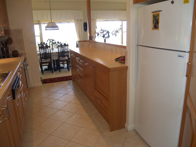 18 Boorawine Terace, Callala Bay NSW 2540