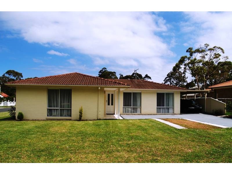 15 Torrens Close, Callala Bay NSW 2540