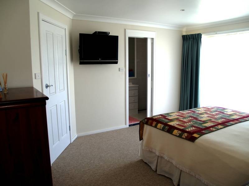 15 Torrens Close, Callala Bay NSW 2540