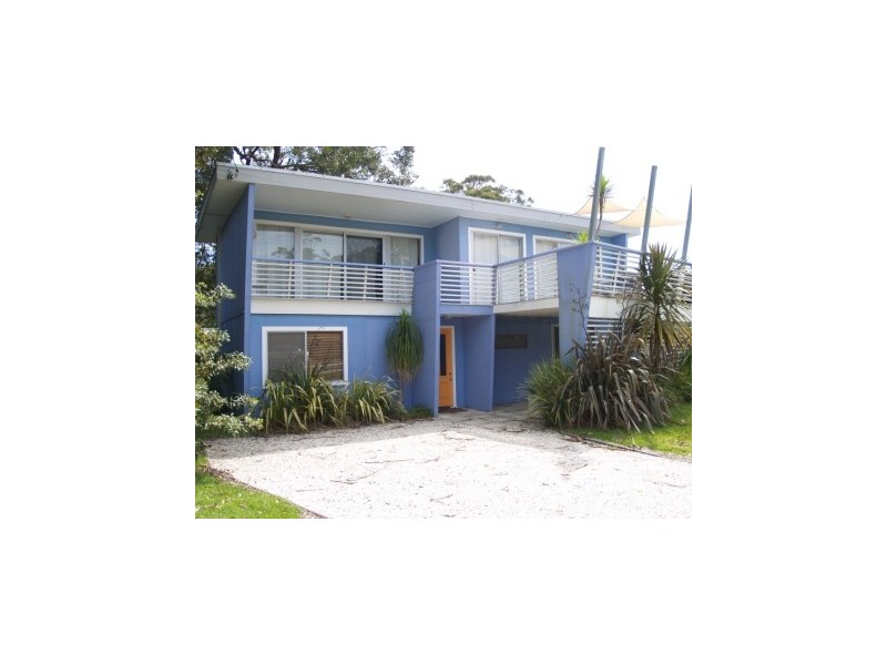 71 Boorawine Terrace, Callala Bay NSW 2540