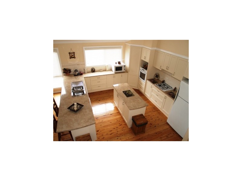 31 LACKERSTEEN STREET, Callala Bay NSW 2540