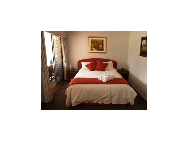 25 Sealark Crescent, Callala Bay NSW 2540