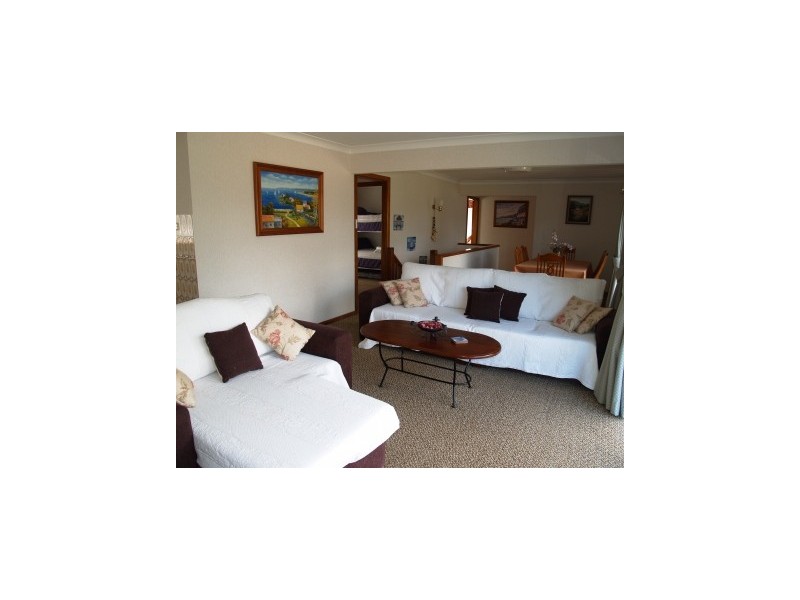 25 Sealark Crescent, Callala Bay NSW 2540