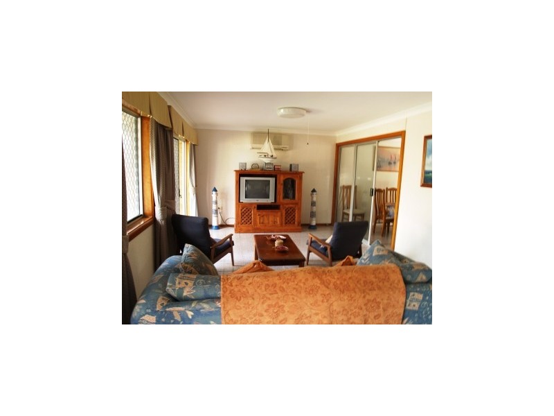 25 Sealark Crescent, Callala Bay NSW 2540