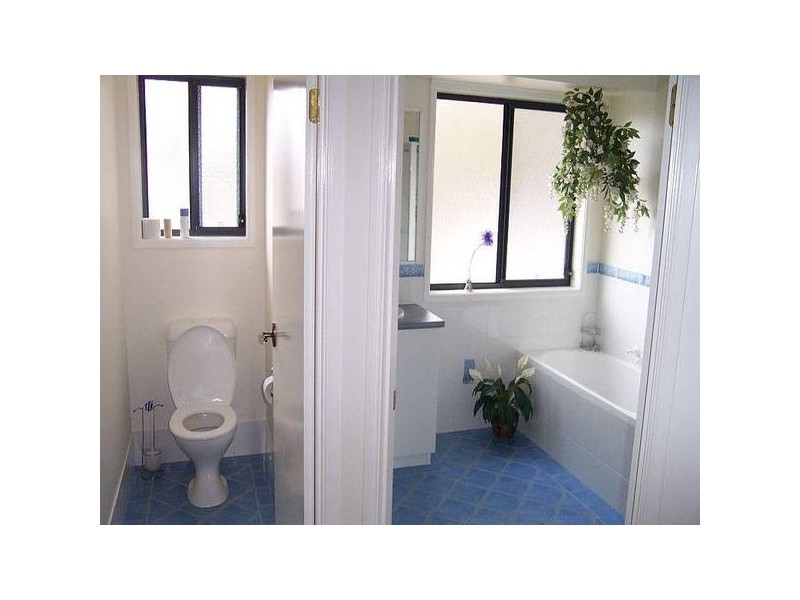 5 Parkes Crescent, Callala Beach NSW 2540