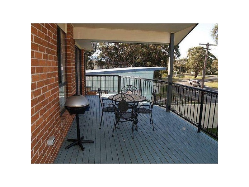 5 Parkes Crescent, Callala Beach NSW 2540