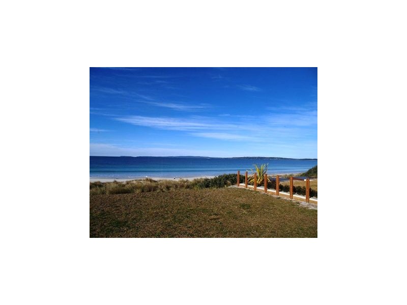 101 Quay Road, Callala Beach NSW 2540