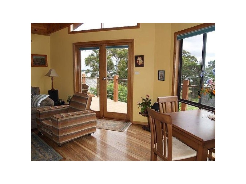 28 Orama Crescent, Orient Point NSW 2540