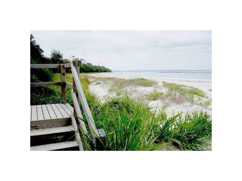 4 Hazelwood Rise, Callala Beach NSW 2540