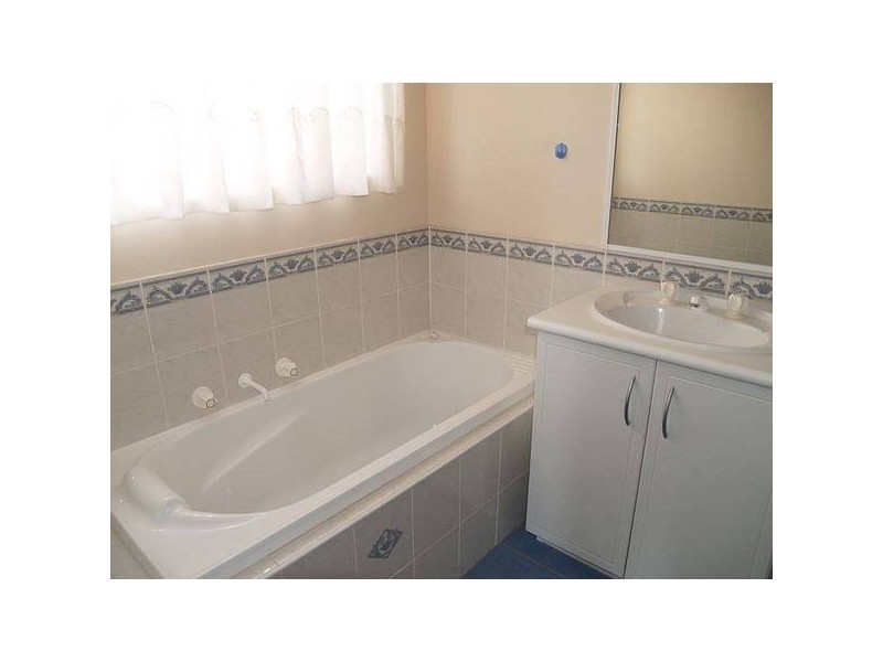 34 Carson Crescent, Callala Bay NSW 2540