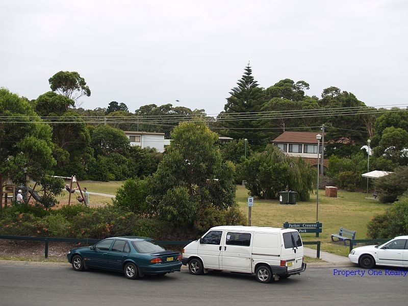 1/3 Parkes Crescent, Callala Beach NSW 2540