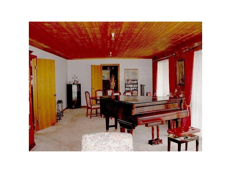 76 Boorawine Tce, Callala Bay NSW 2540