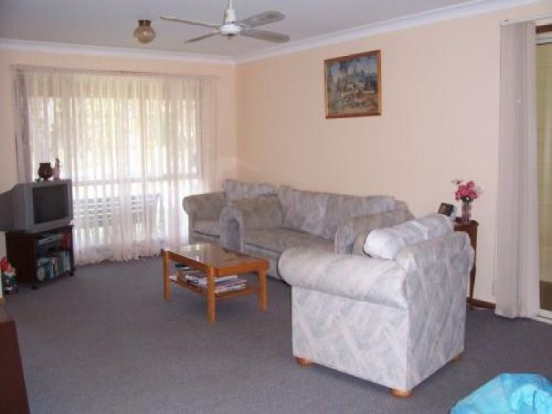39 Hollingsworth Crescent, Callala Bay NSW 2540