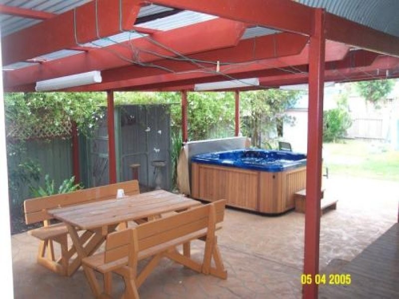 39 Hollingsworth Crescent, Callala Bay NSW 2540