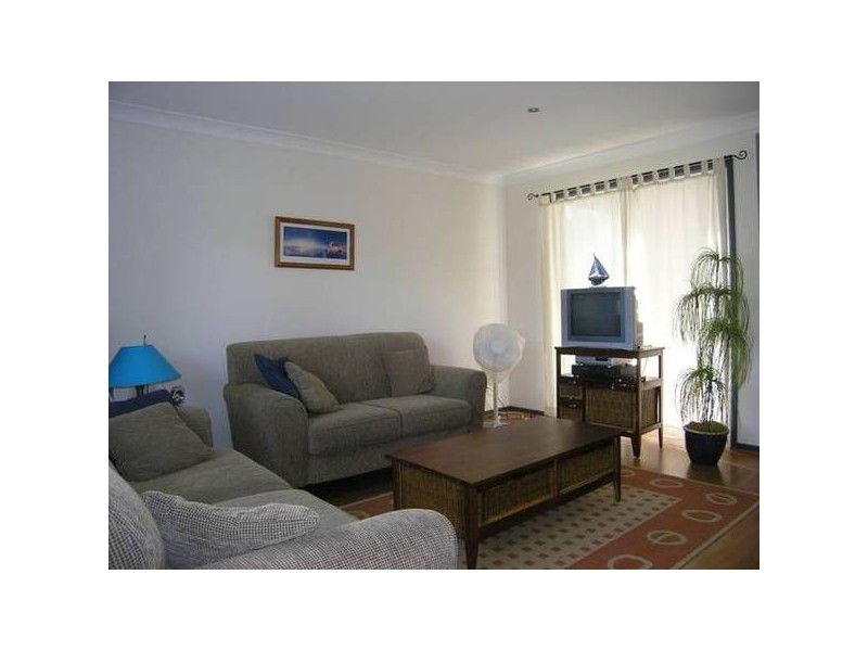 18 Sandlewood Cove, Callala Beach NSW 2540