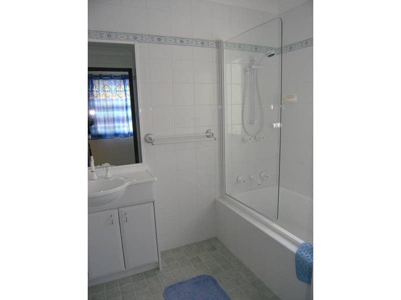 18 Sandlewood Cove, Callala Beach NSW 2540
