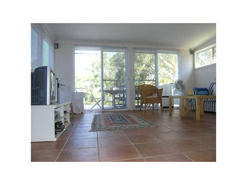 89 Queen Mary St, Callala Beach NSW 2540