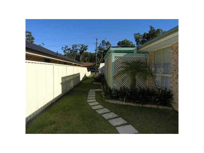19 Emmett St, Callala Bay NSW 2540