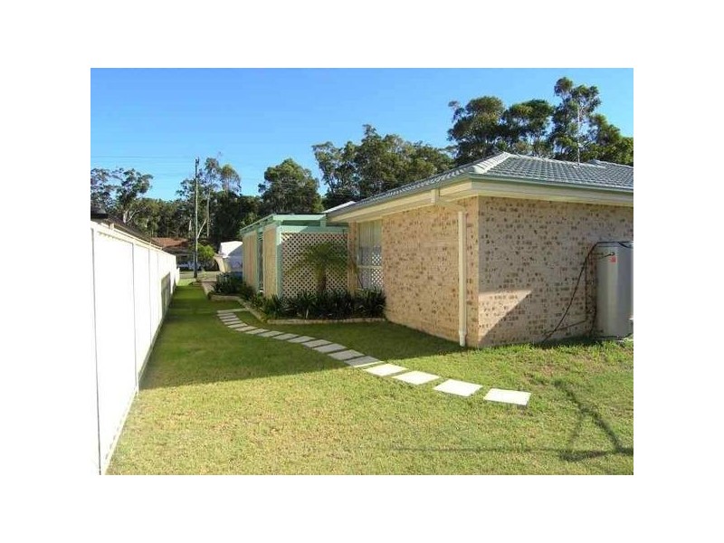 19 Emmett St, Callala Bay NSW 2540
