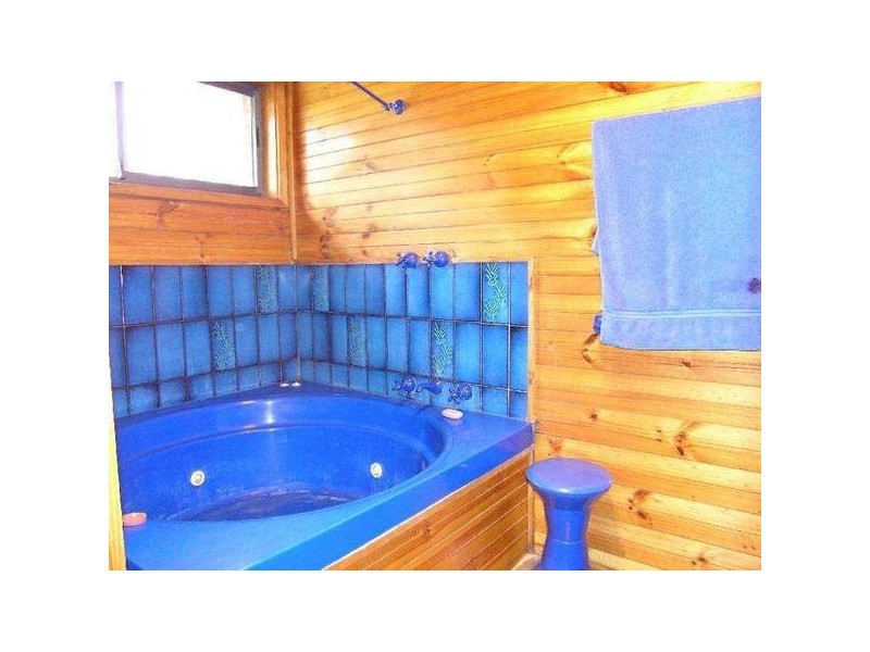 38 Queen Mary St, Callala Beach NSW 2540