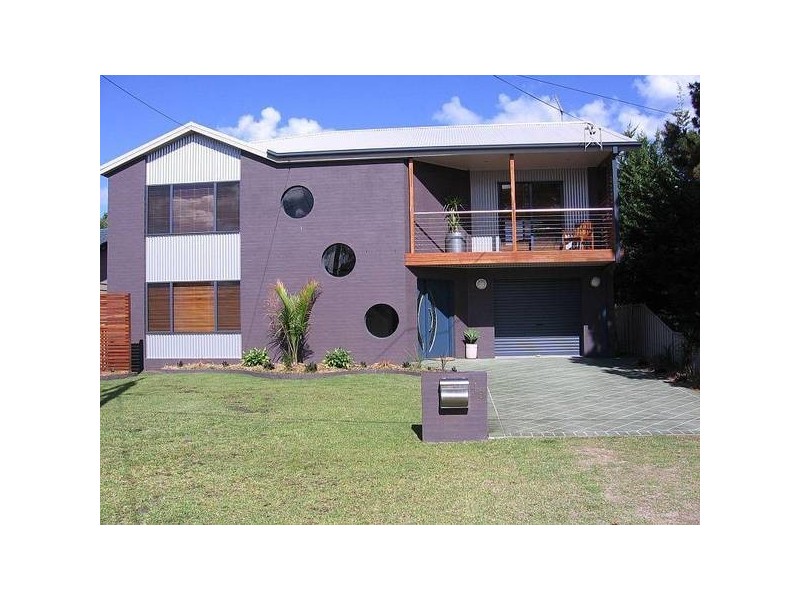 43 Lennox
Rd, Callala Beach NSW 2540