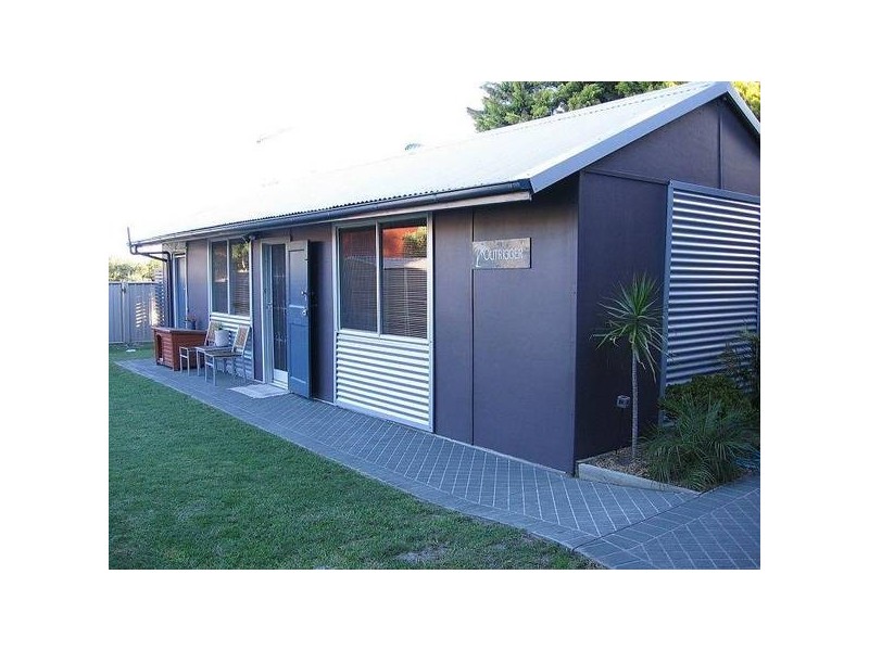 43 Lennox
Rd, Callala Beach NSW 2540