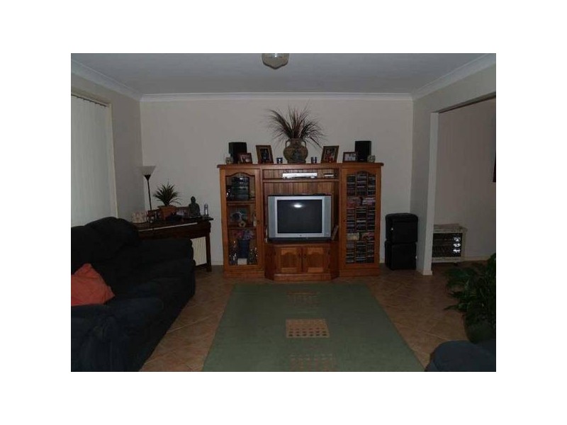 2 Tidy Cl, Callala Bay NSW 2540