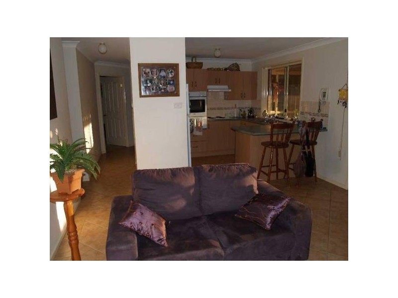 2 Tidy Cl, Callala Bay NSW 2540