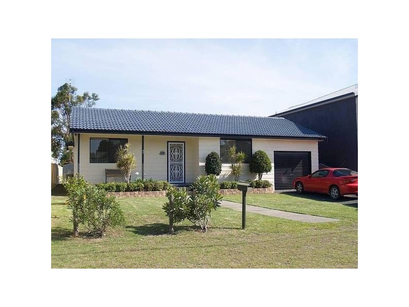 45 Lennox Rd, Callala Beach NSW 2540
