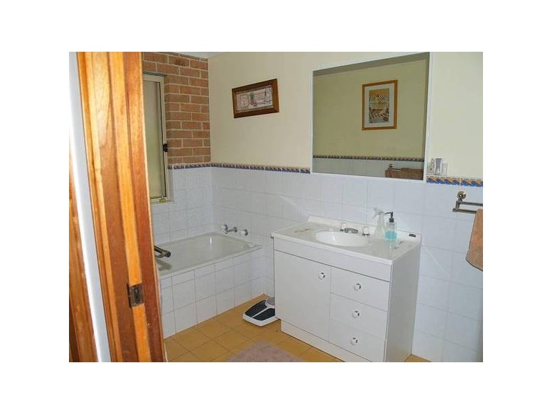 74 Lackasteen St, Callala Bay NSW 2540