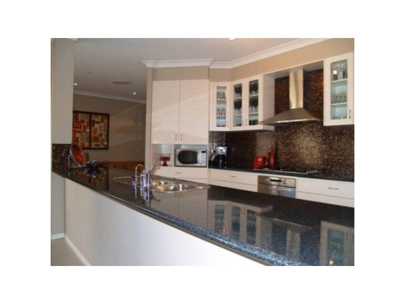 24 Hollingsworth Cres, Callala Bay NSW 2540