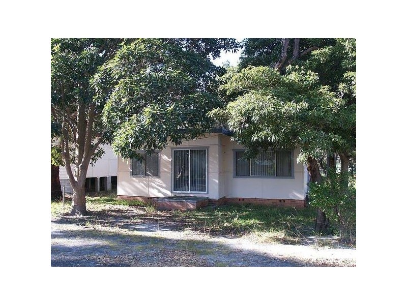 12 Centre Street, Callala Beach NSW 2540