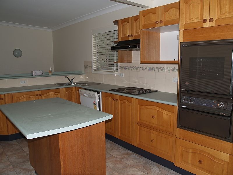 3 Sir Henry Crescent, Callala Beach NSW 2540