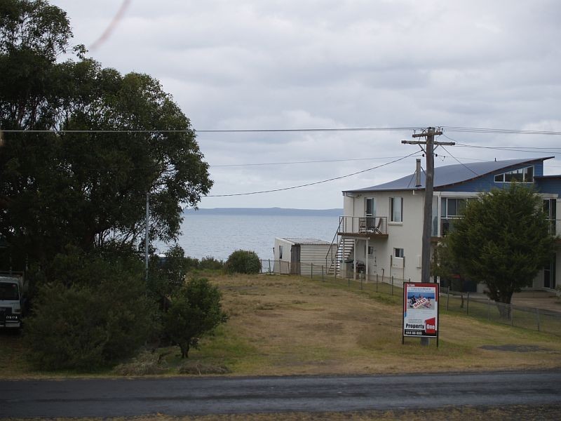 3 Sir Henry Crescent, Callala Beach NSW 2540