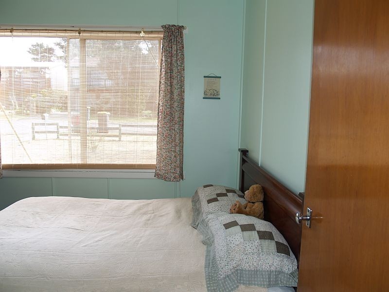 15 Watts Road, Callala Beach NSW 2540