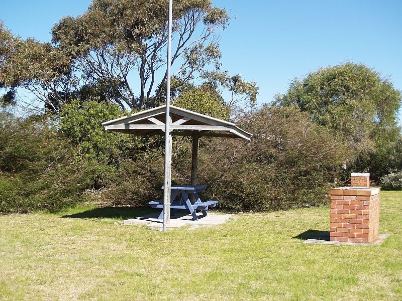 12 Parkes Crescent, Callala Beach NSW 2540